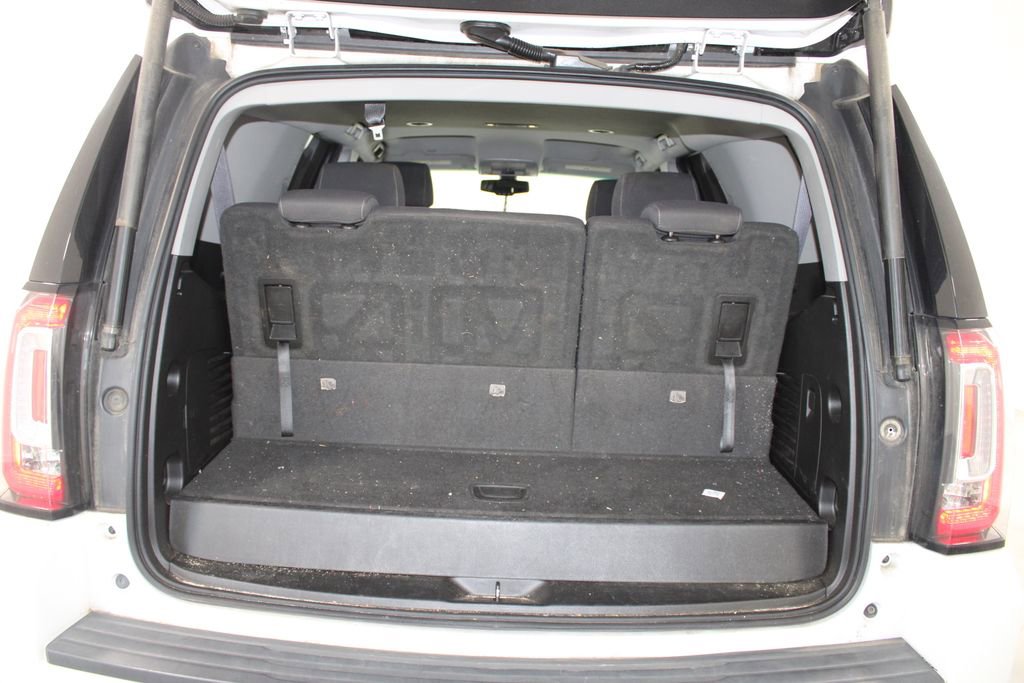 Used 2017 GMC Yukon SLE w/ SLE Value Package RWD image 14