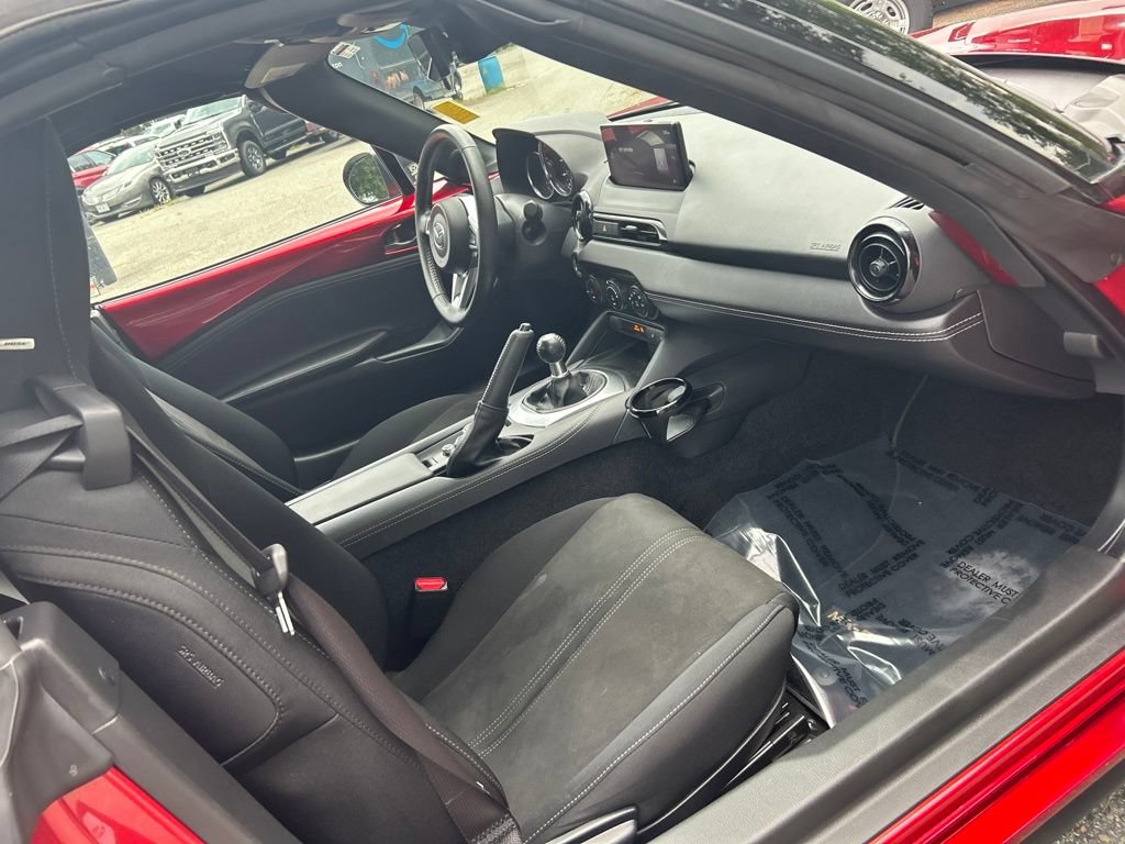 Used 2025 MAZDA MX-5 Miata Club RWD image 29