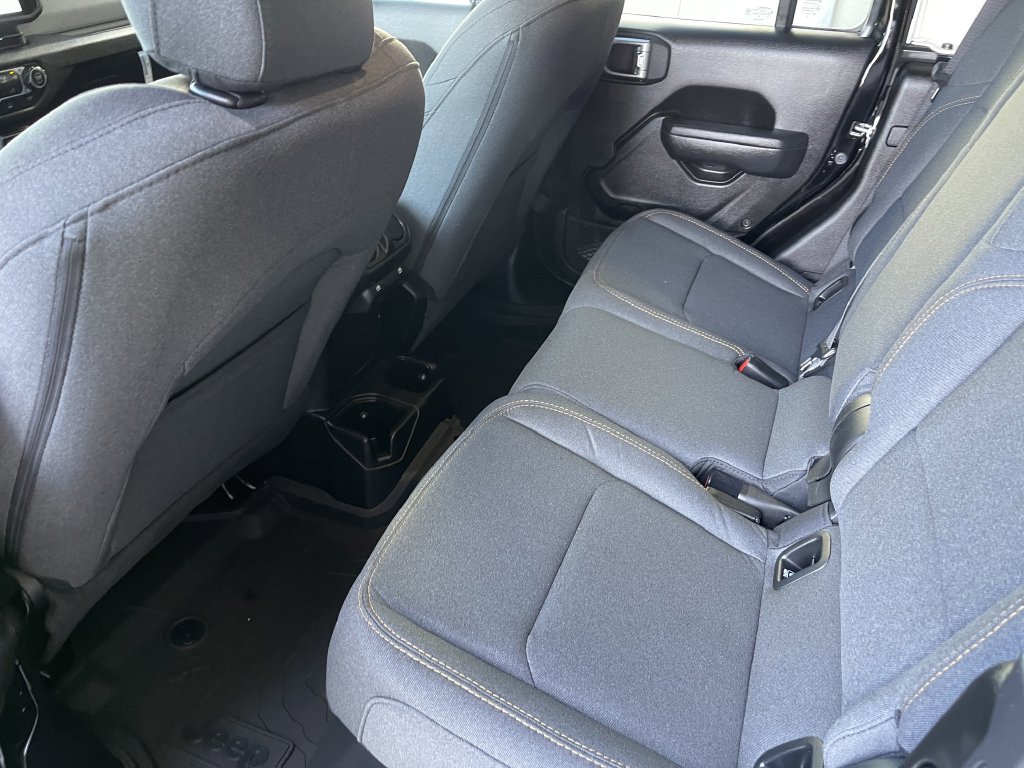 New 2026 Jeep Gladiator Sport AWD/4WD image 14