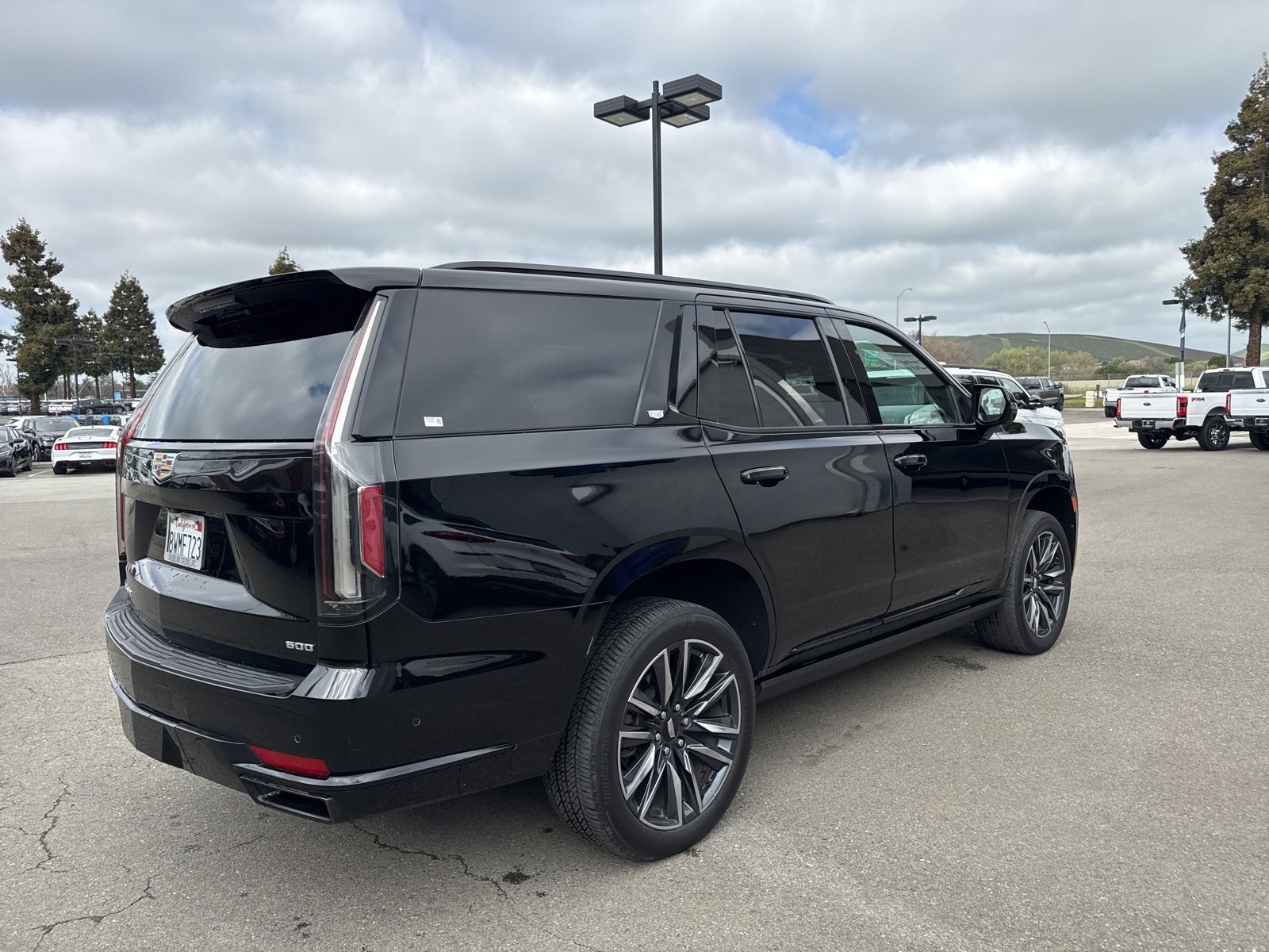 Used 2021 Cadillac Escalade Sport Platinum w/ Heavy-Duty Trailer Package image 5