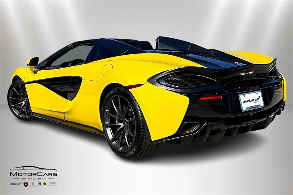 Used 2018 McLaren 570S Spider image 10