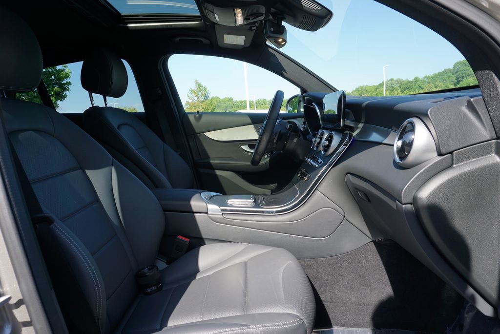 Certified 2023 Mercedes-Benz GLC 300 4MATIC Coupe image 48