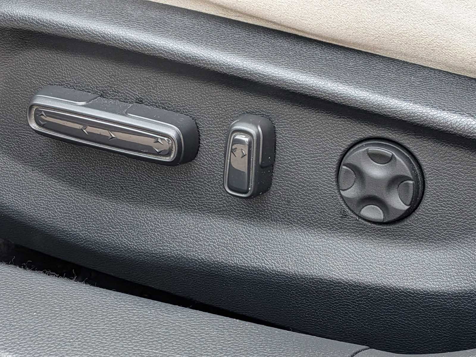 Used 2019 Honda Accord EX image 16