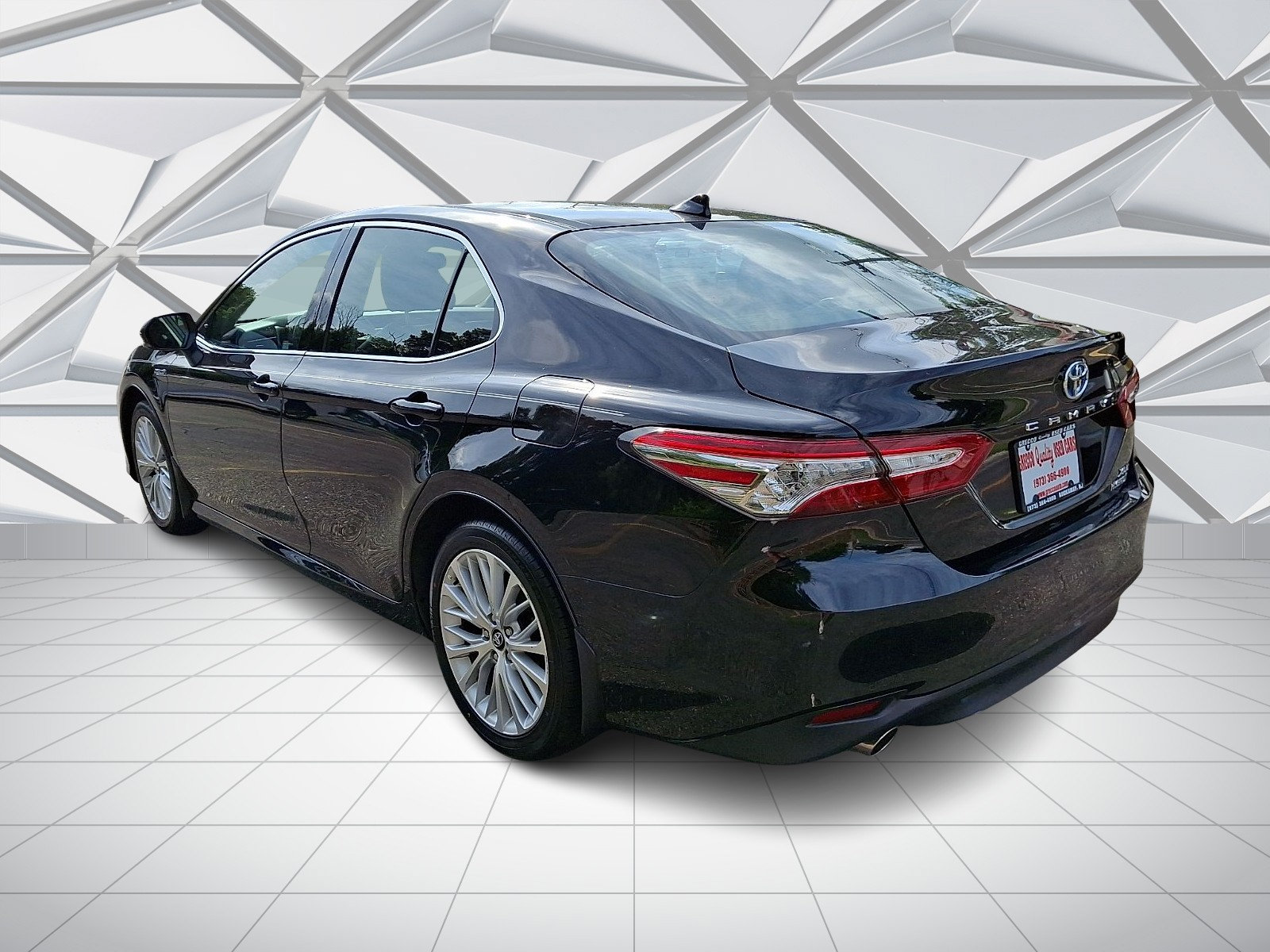 Used 2020 Toyota Camry XLE FWD image 7