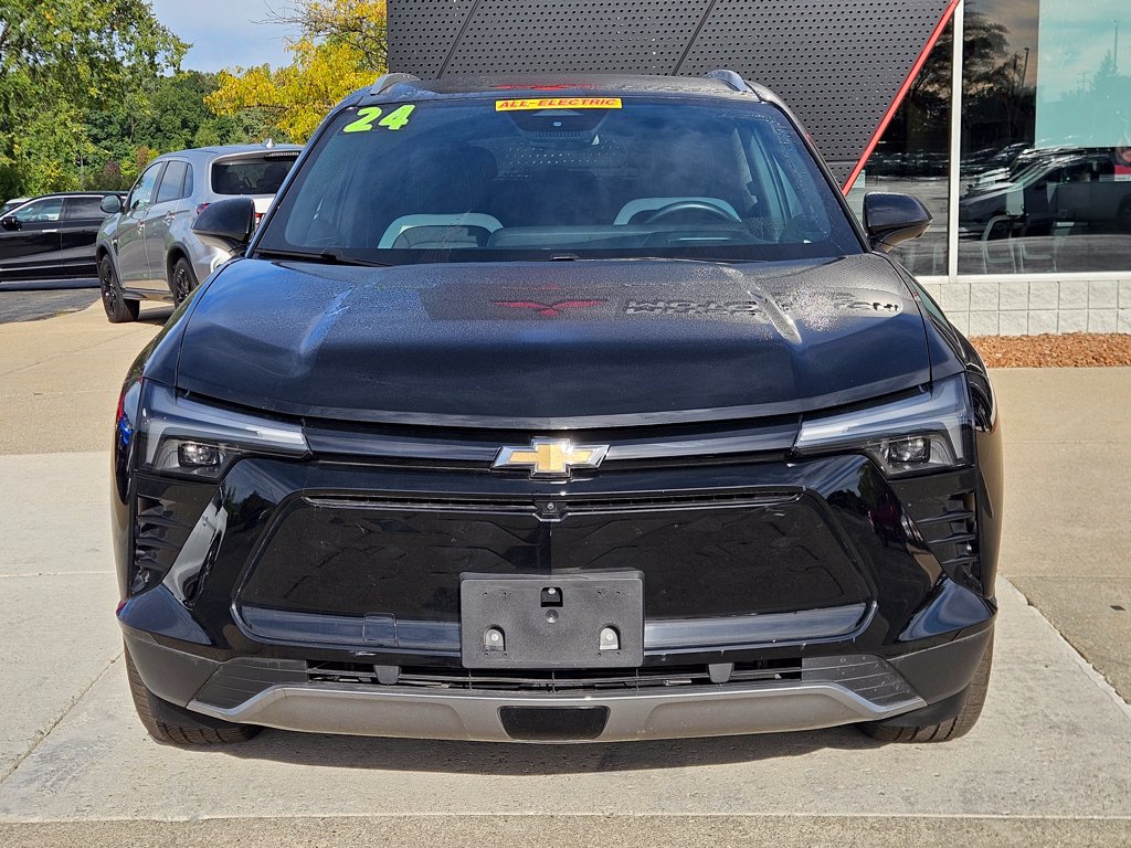 Used 2024 Chevrolet Blazer EV LT AWD/4WD image 53