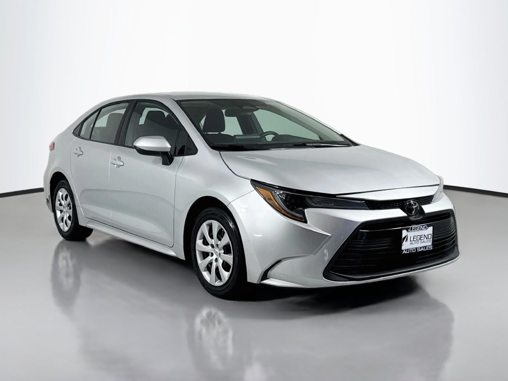 Used 2024 Toyota Corolla LE FWD image 4