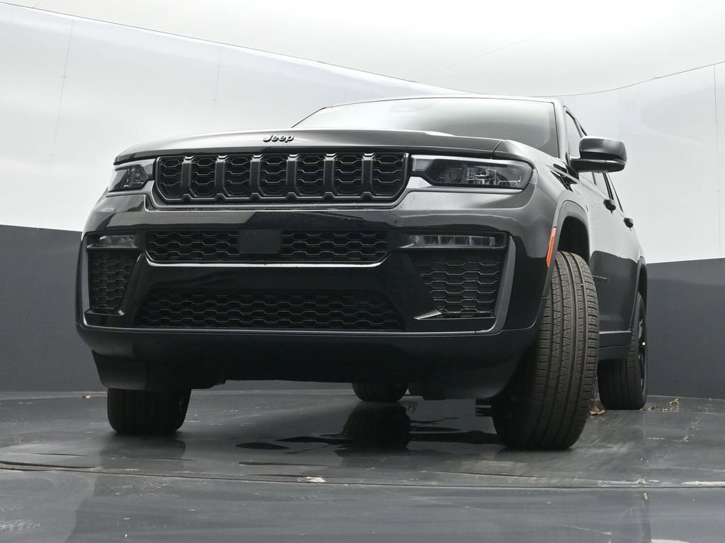 New 2026 Jeep Grand Cherokee L Limited w/ Limited Altitude Package AWD/4WD image 30