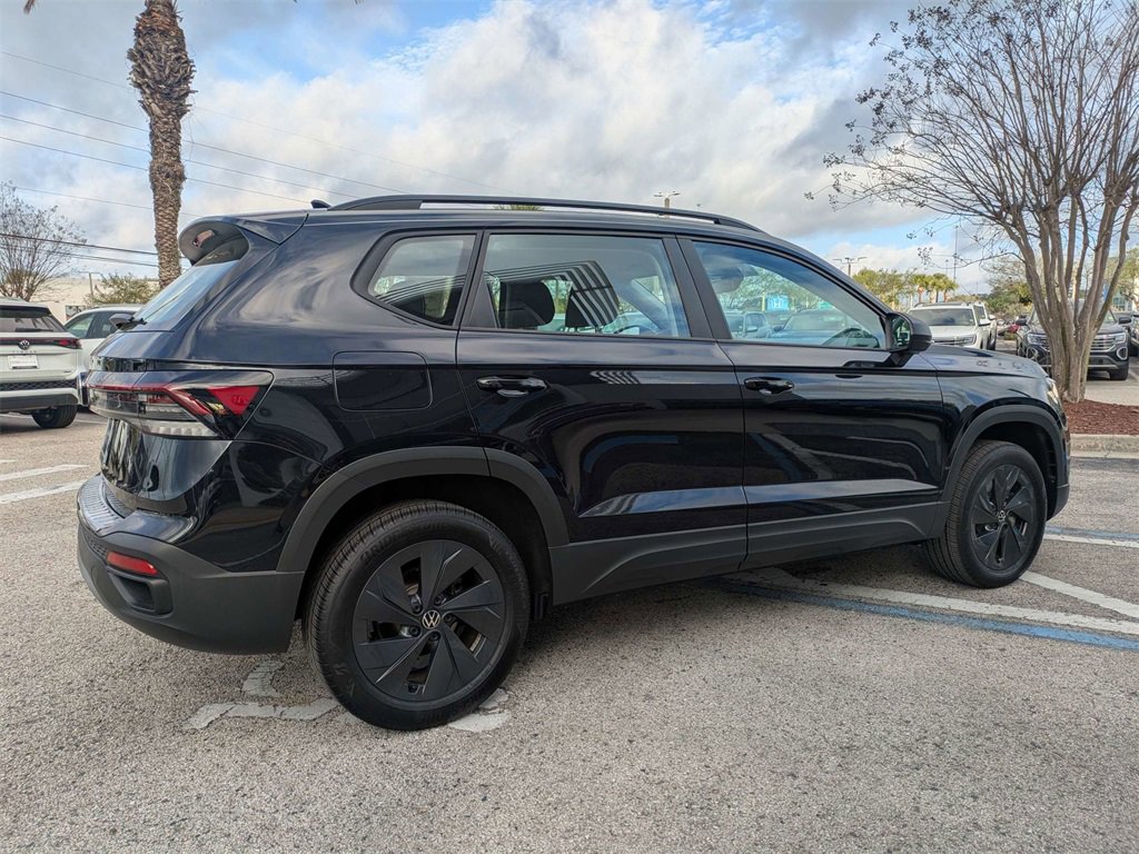Used 2025 Volkswagen Taos S image 6
