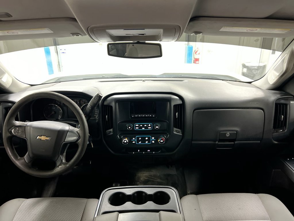 Used 2015 Chevrolet Silverado 3500 W/T AWD/4WD image 10