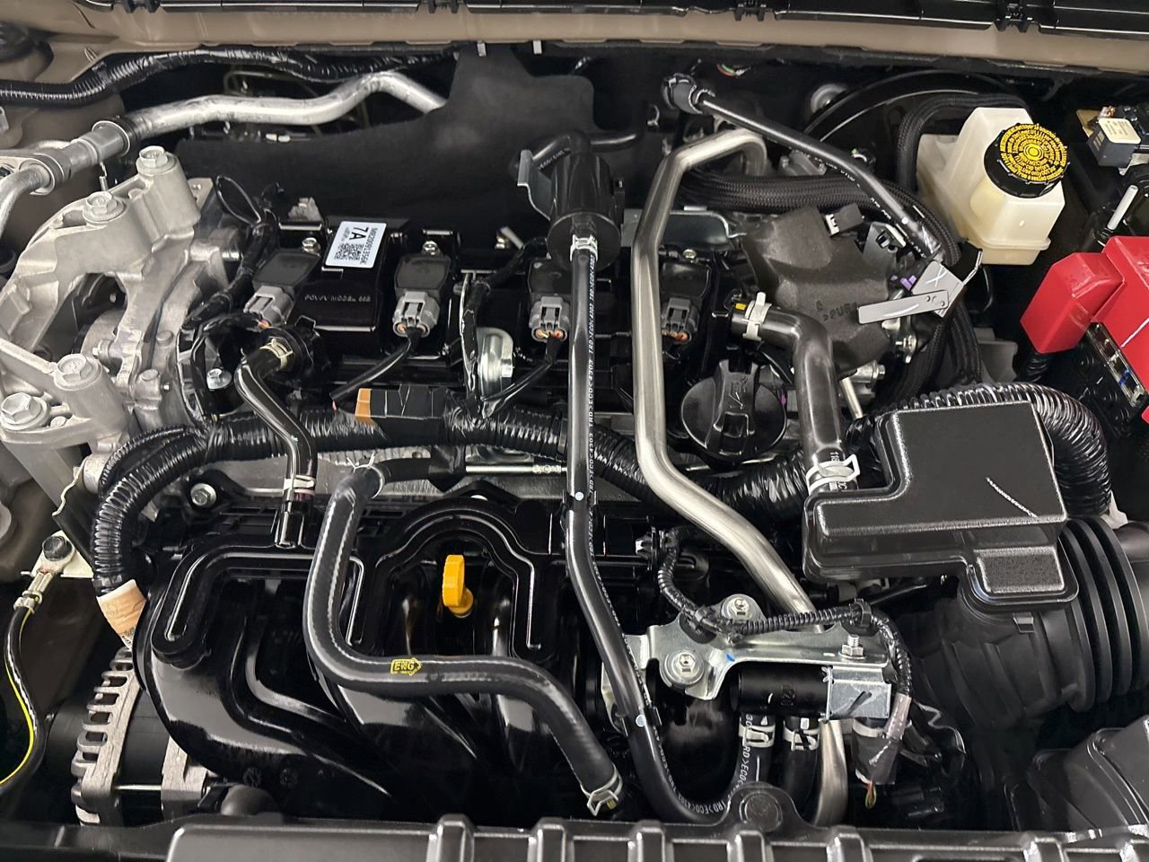 Used 2025 Nissan Kicks SV image 27