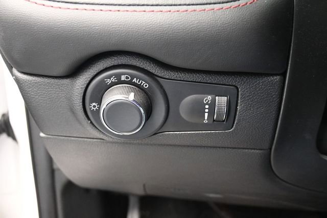 Used 2025 Dodge Durango R/T AWD/4WD image 34