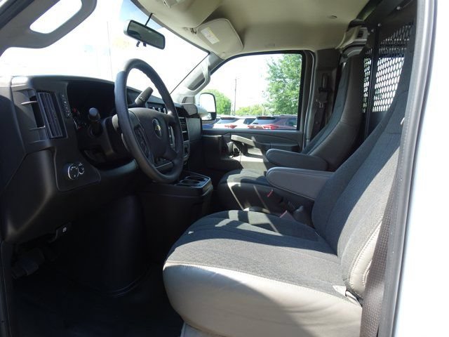 Used 2024 Chevrolet Express 2500 w/ Driver Convenience Package RWD image 9