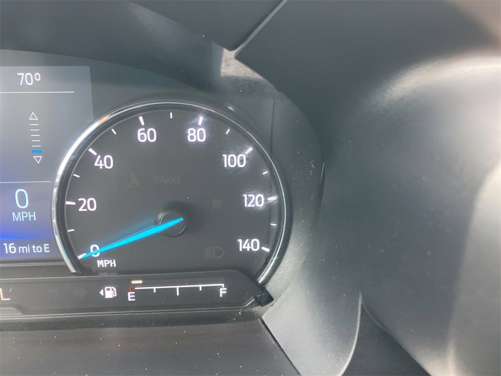 Used 2022 Ford Explorer XLT image 15