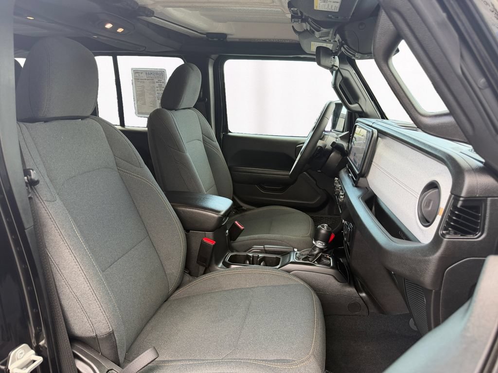 Used 2024 Jeep Wrangler Unlimited Sport AWD/4WD image 15