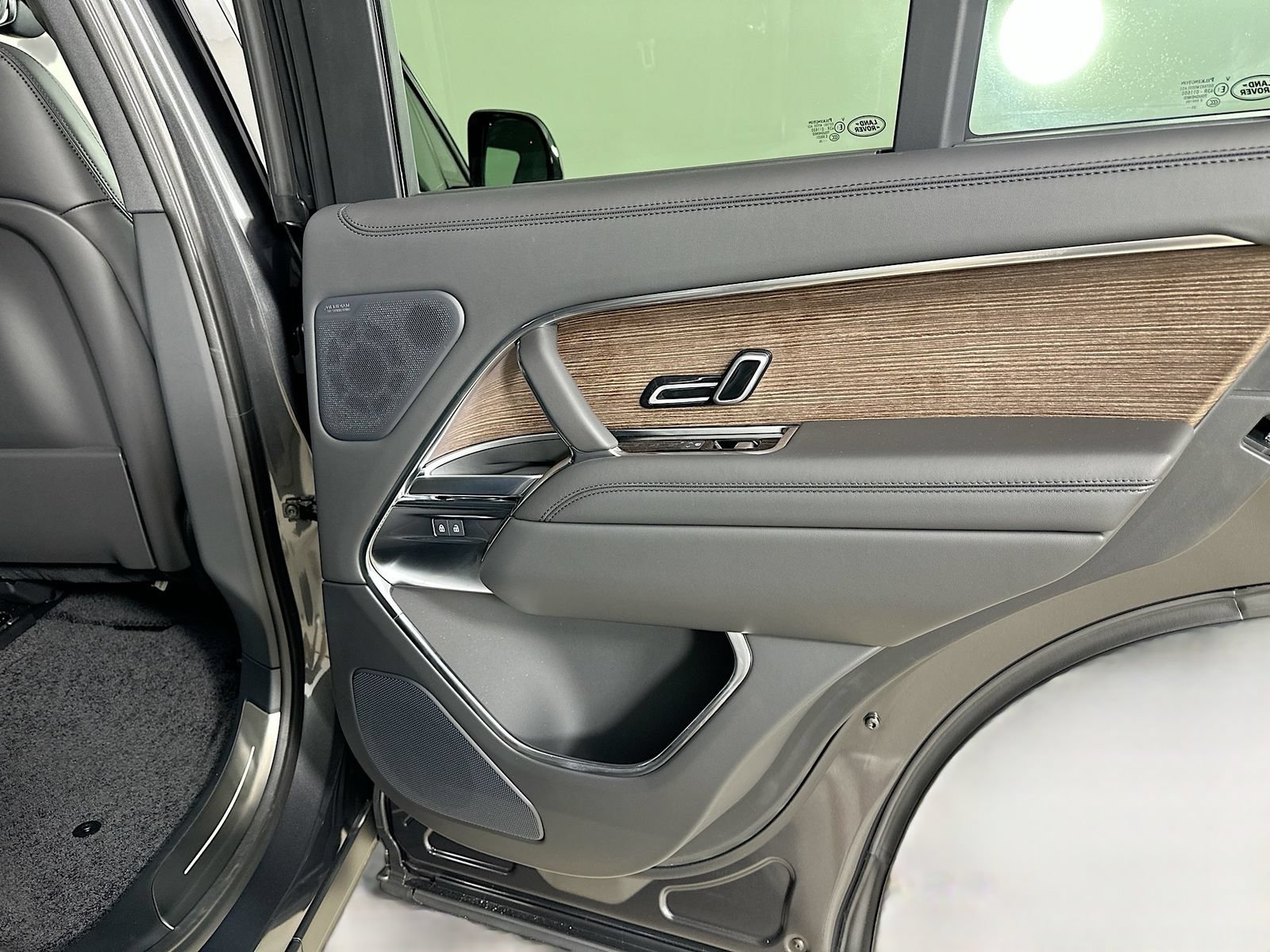 New 2026 Land Rover Range Rover SE AWD/4WD image 41