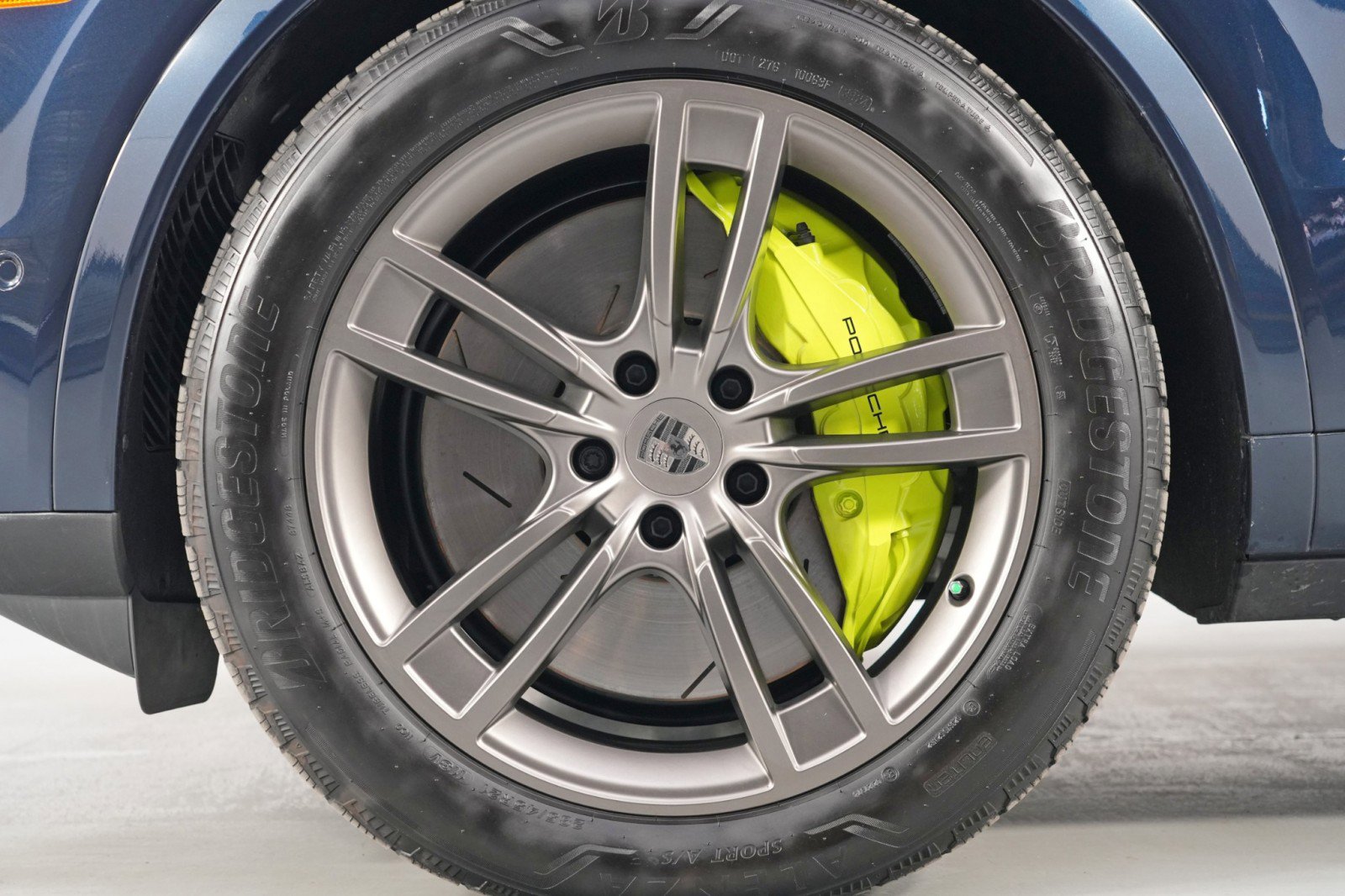 Used 2025 Porsche Cayenne Turbo image 63