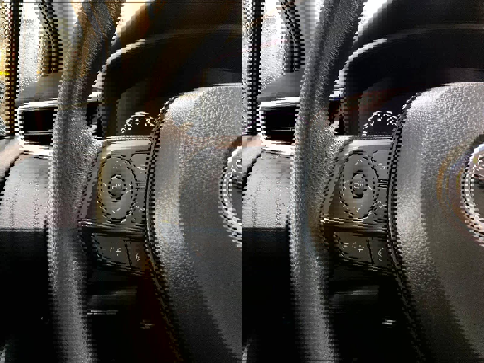 Used 2025 Toyota Corolla LE image 23