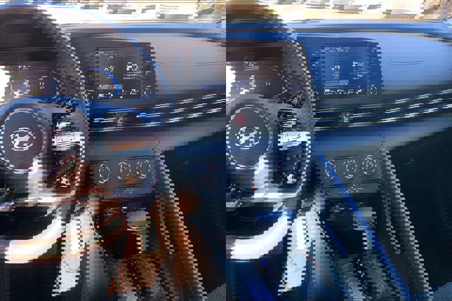 Certified 2024 Hyundai Elantra SE image 6