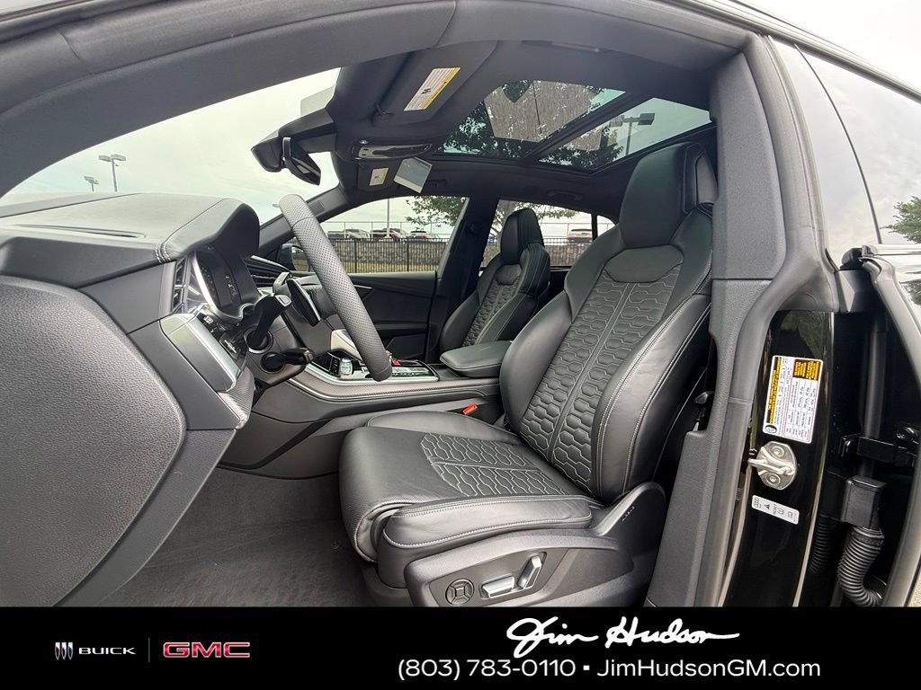 Used 2024 Audi RS Q8 AWD/4WD image 6