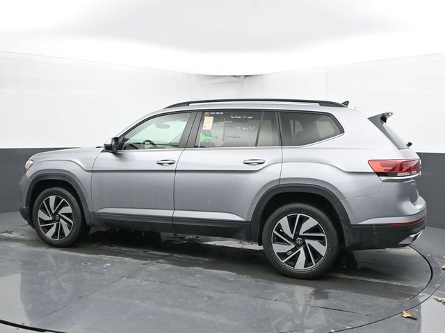 Used 2024 Volkswagen Atlas SE image 6
