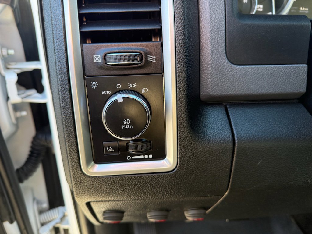 Used 2015 RAM 2500 Big Horn AWD/4WD image 11