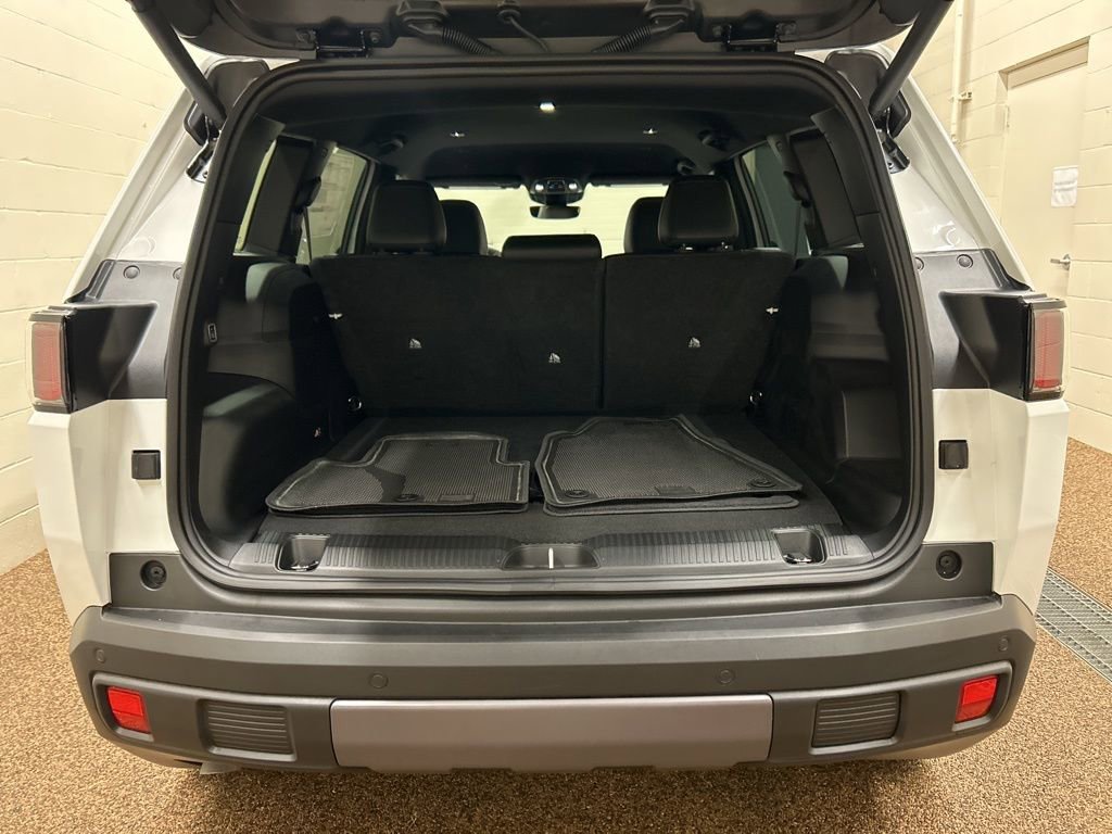 New 2026 Jeep Cherokee Limited image 11