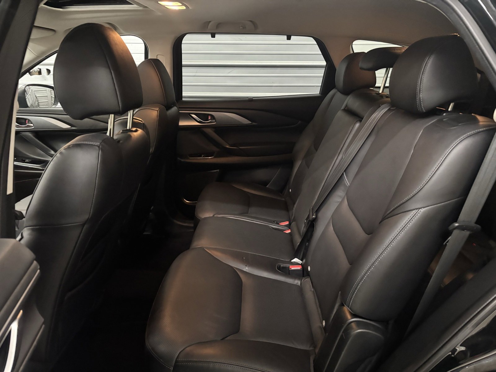 Used 2018 MAZDA CX-9 Touring w/ Touring Premium Package image 23