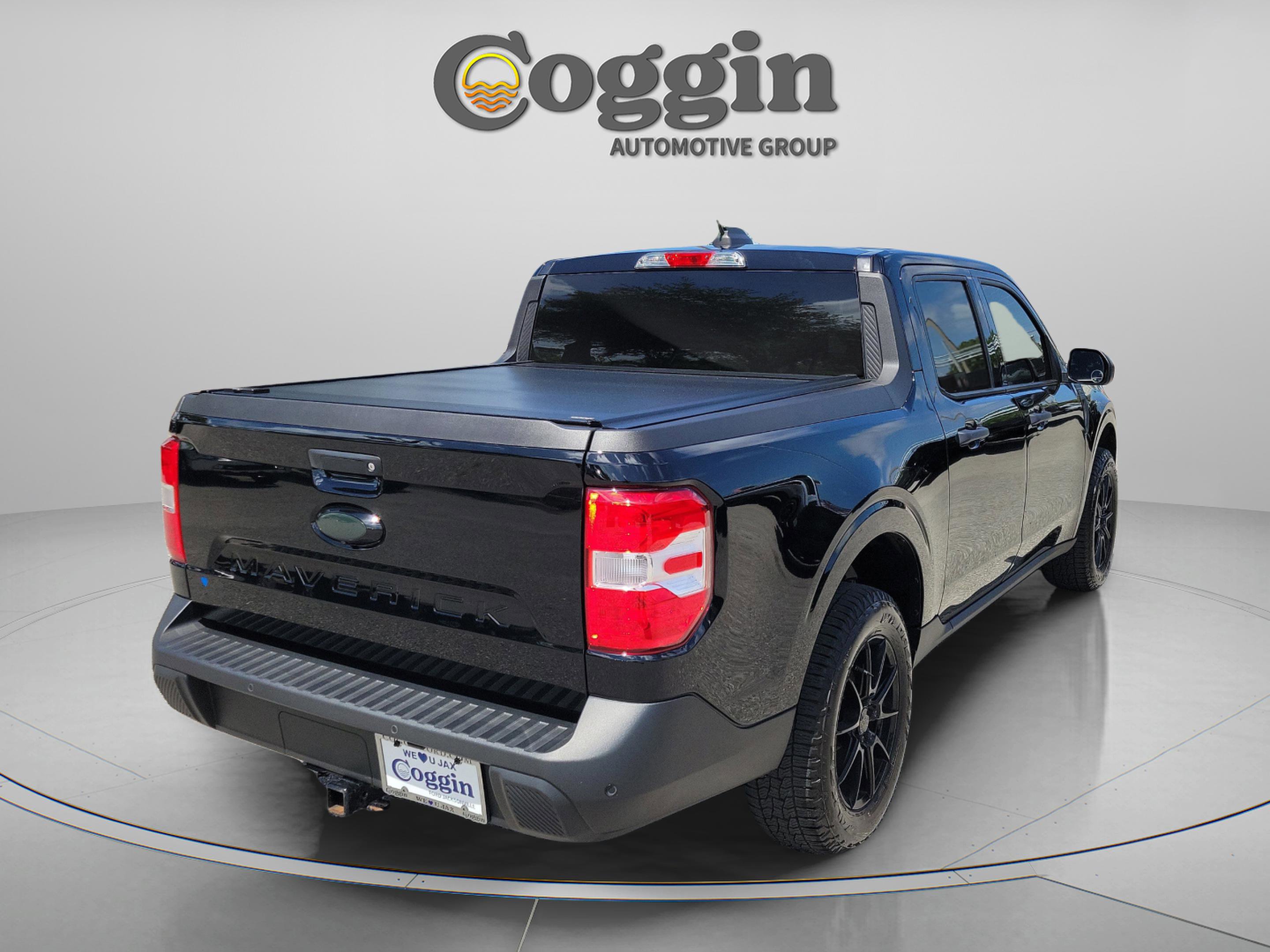 Used 2025 Ford Maverick XL w/ Equipment Group 102A image 3