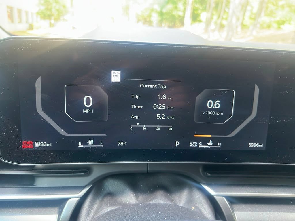 Used 2025 Kia Carnival SX Prestige FWD image 10