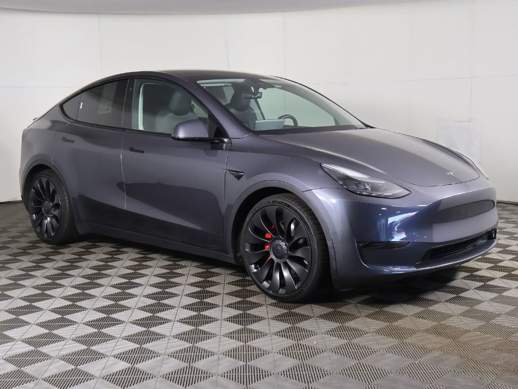 Used 2023 Tesla Model Y Performance AWD/4WD image 2