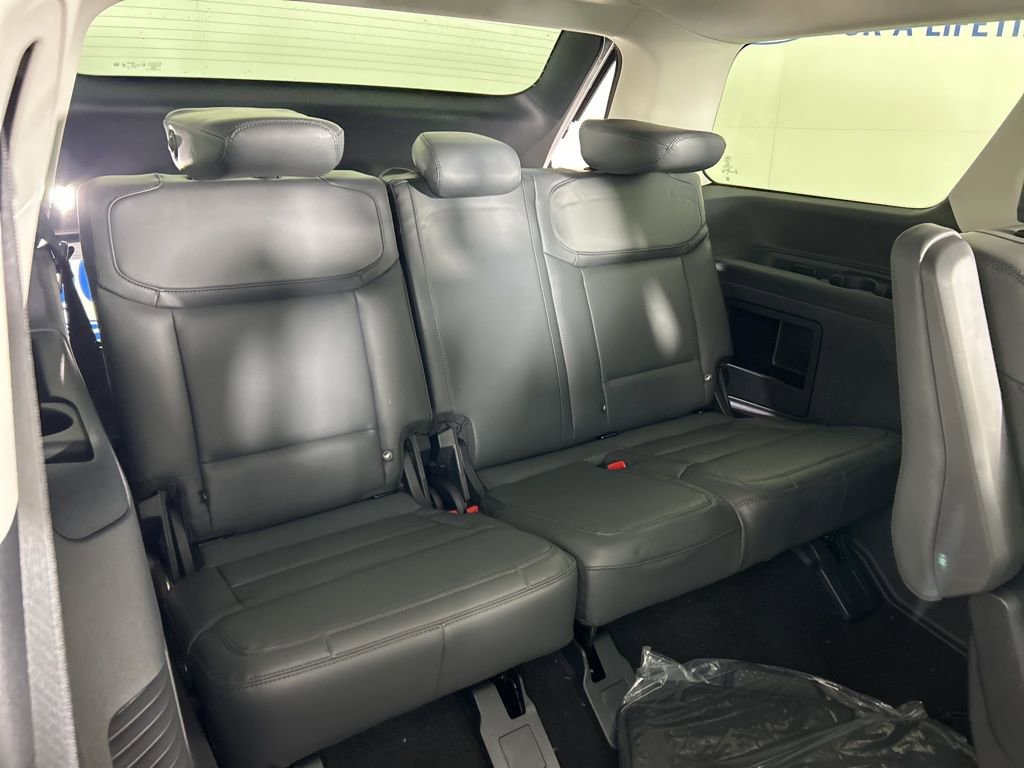 New 2026 Ford Expedition Active image 33