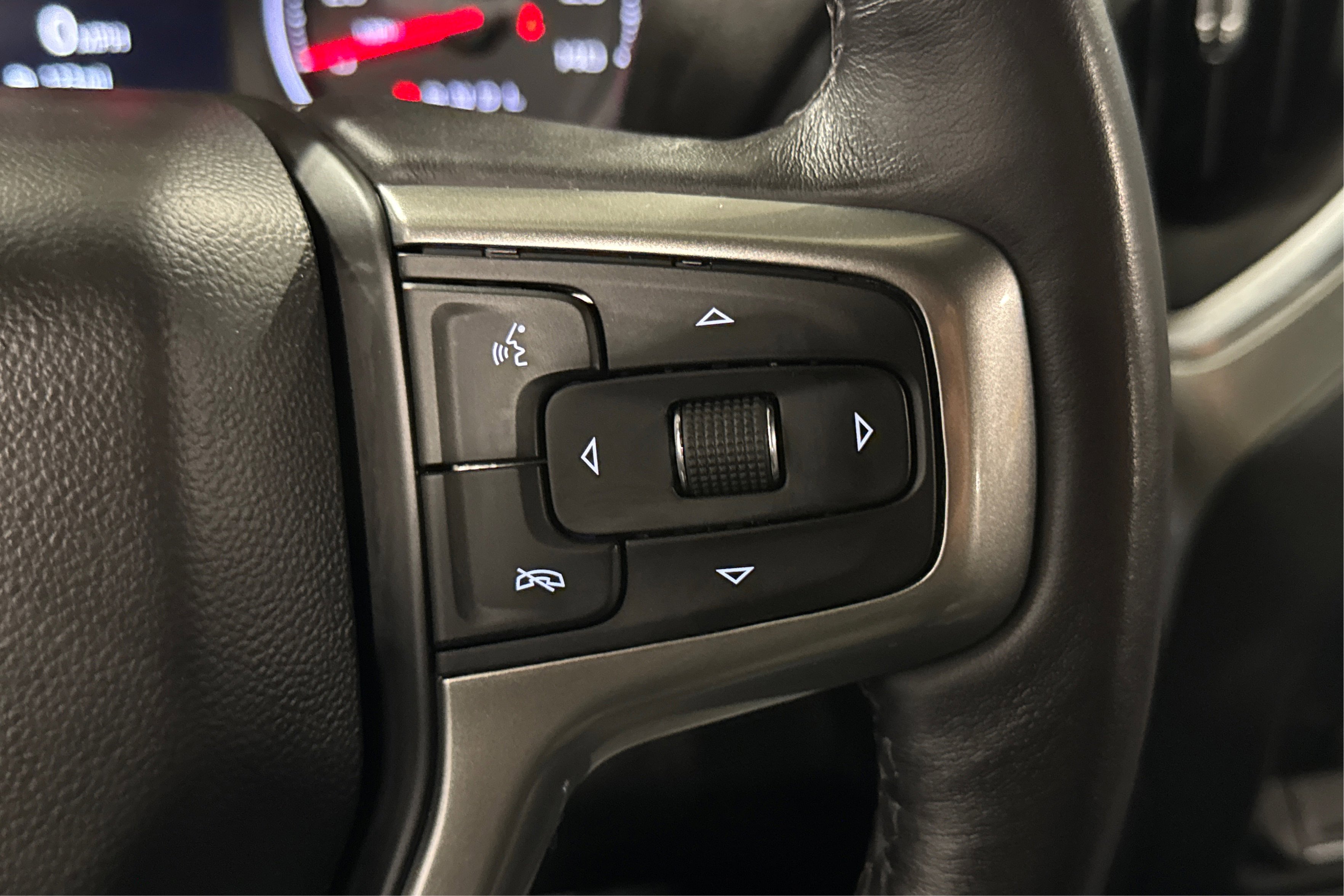 Used 2022 Chevrolet Silverado 1500 RST image 25