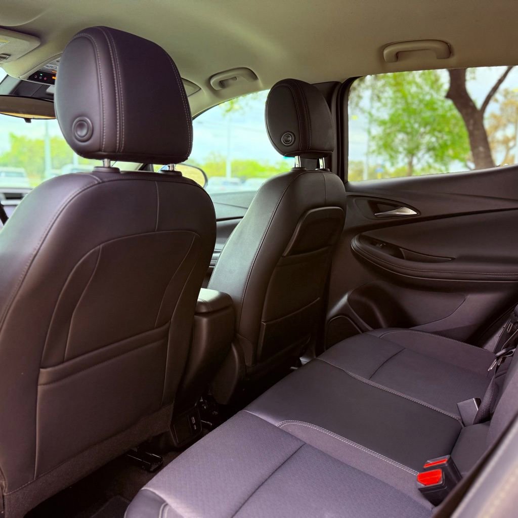 Used 2023 Buick Encore GX Select image 29