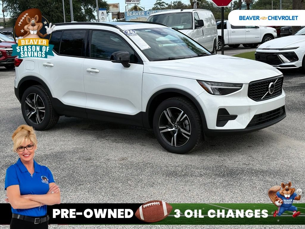 Used 2026 Volvo XC40 B4 Core FWD image 9