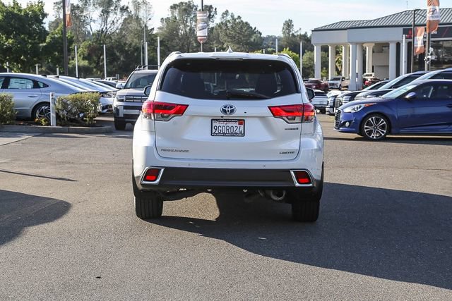 Used 2019 Toyota Highlander Limited AWD/4WD image 4