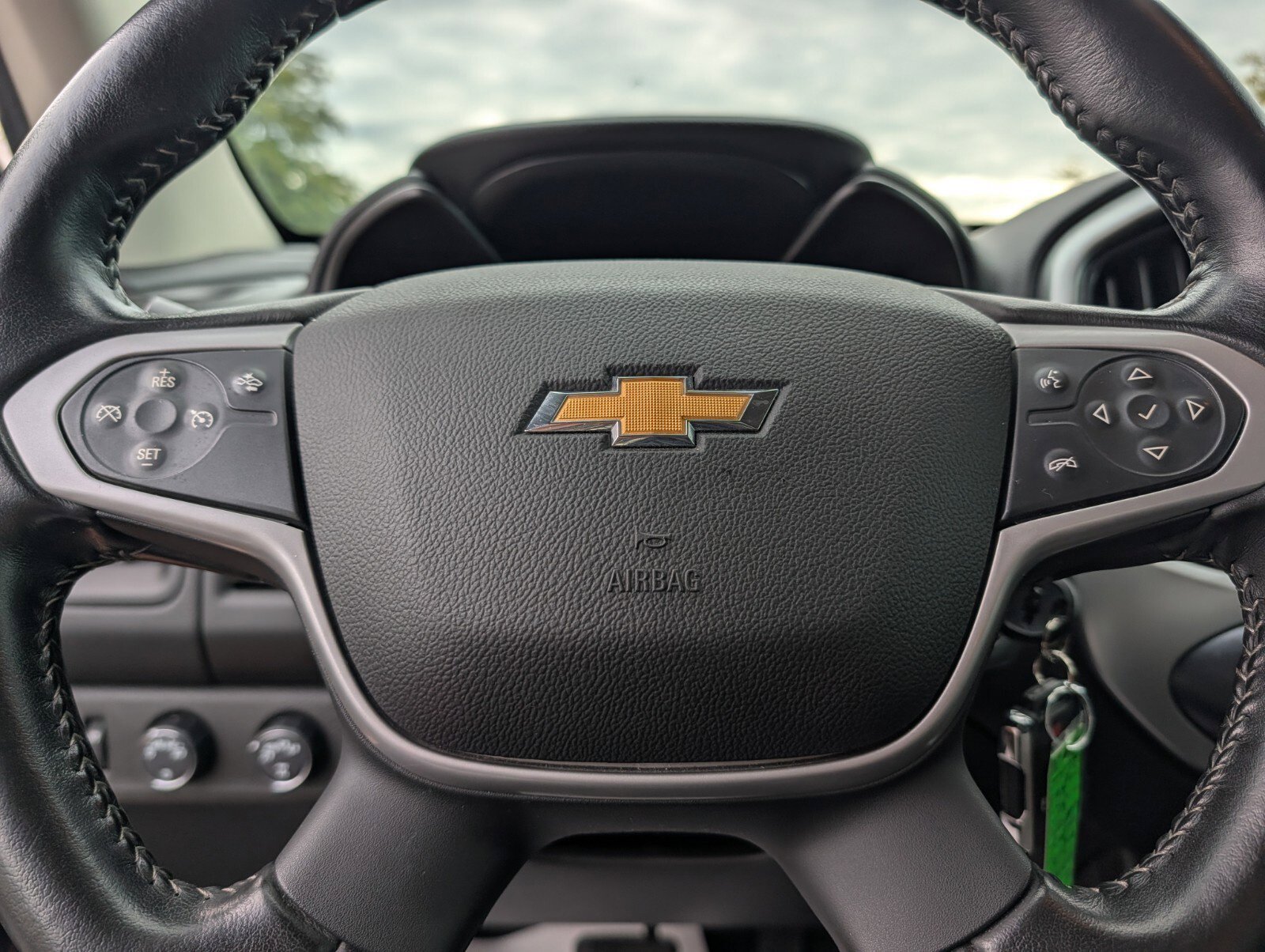 Used 2021 Chevrolet Colorado LT w/ Safety Package AWD/4WD image 31
