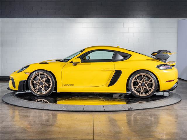 Certified 2025 Porsche 718 Cayman GT4 RS image 2