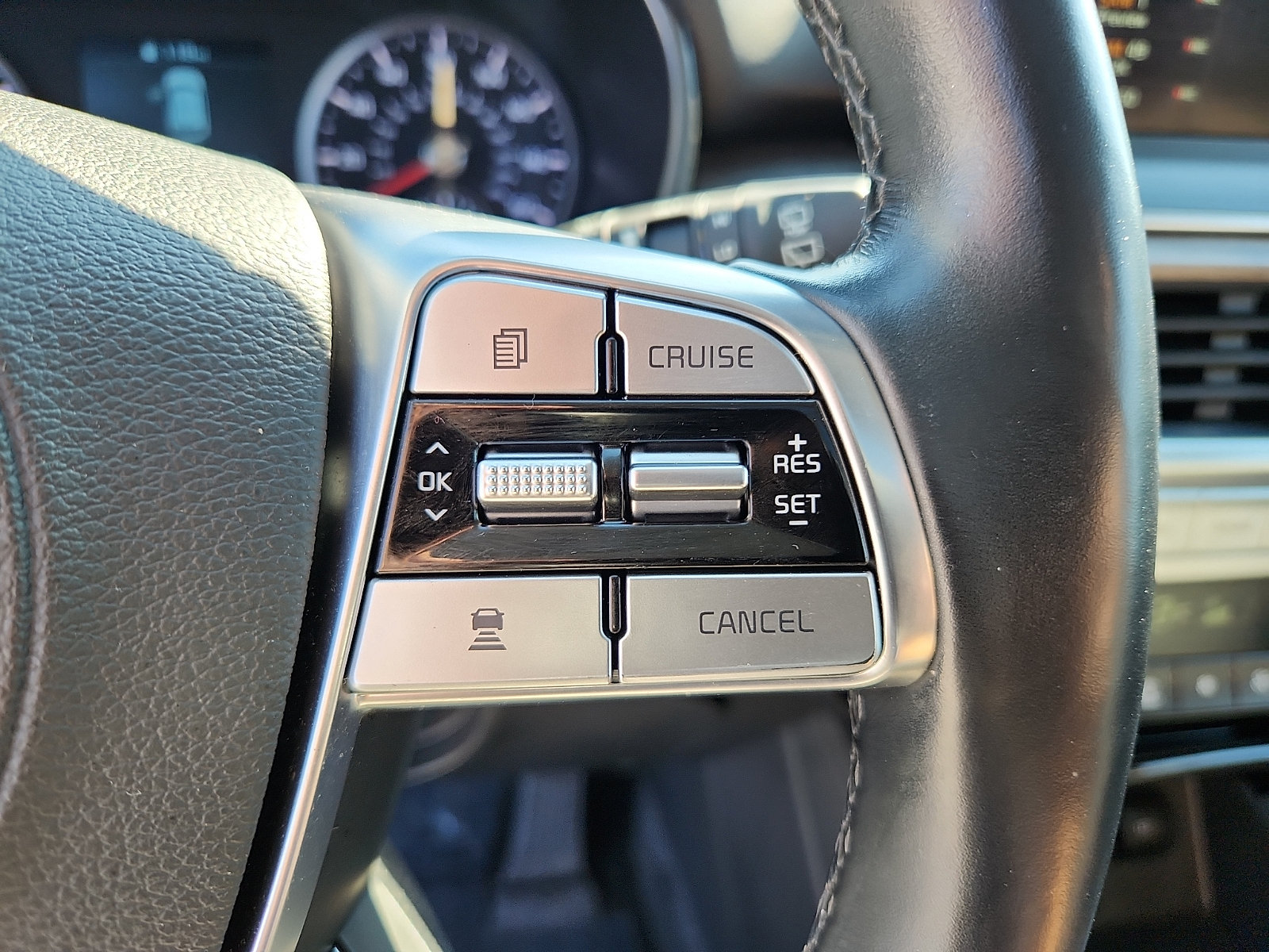 Used 2020 Kia Telluride EX AWD/4WD image 23