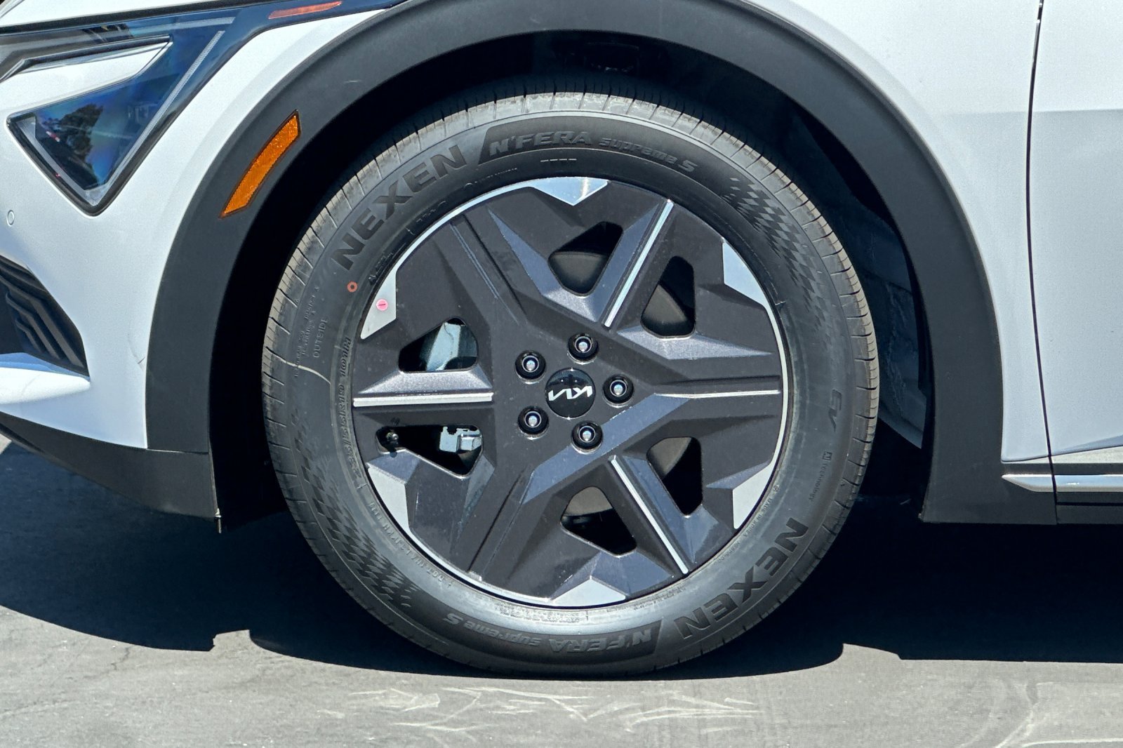 New 2026 Kia EV6 Light RWD image 26