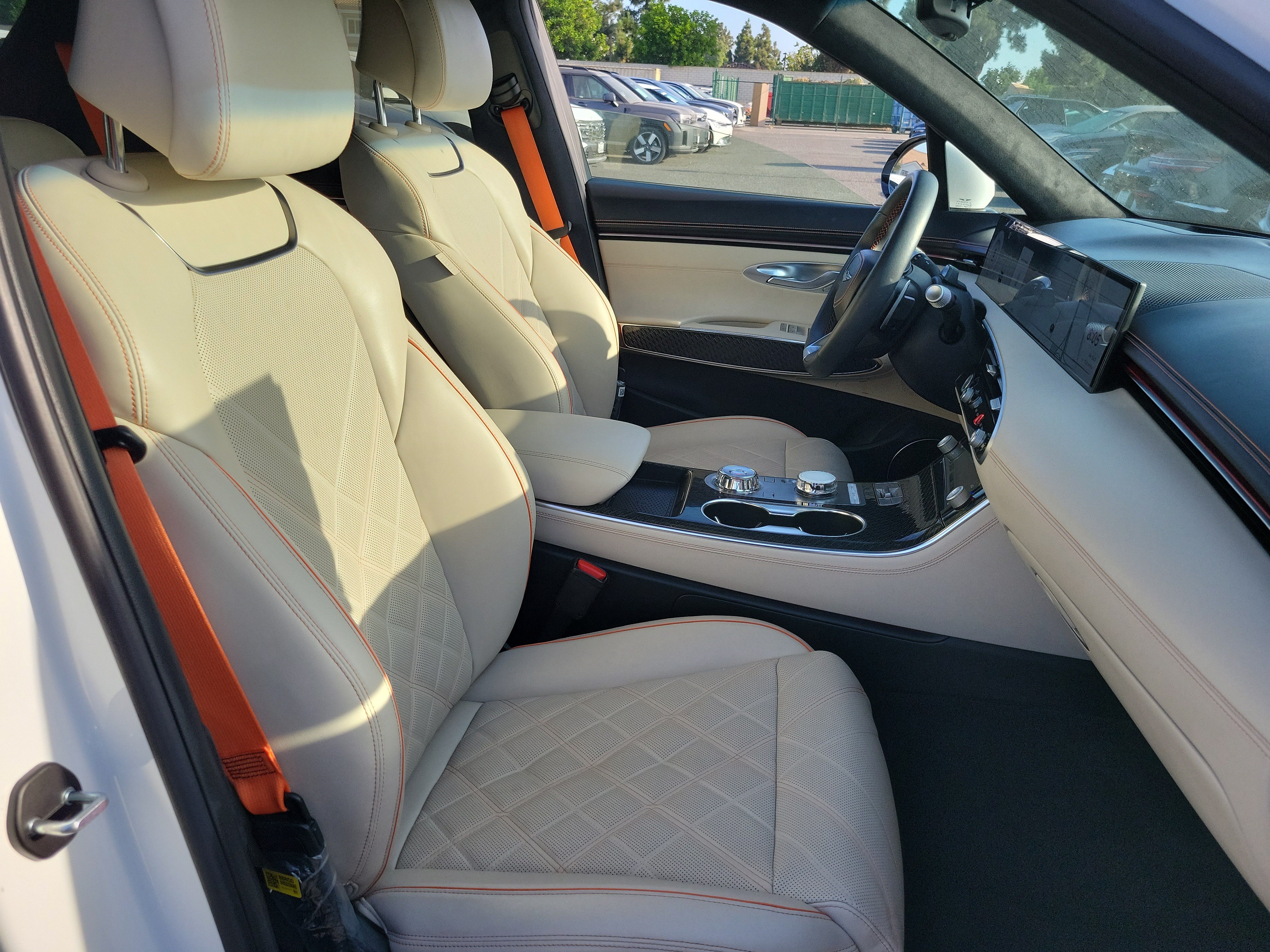 Certified 2026 Genesis GV70 3.5T Sport Prestige AWD/4WD image 21