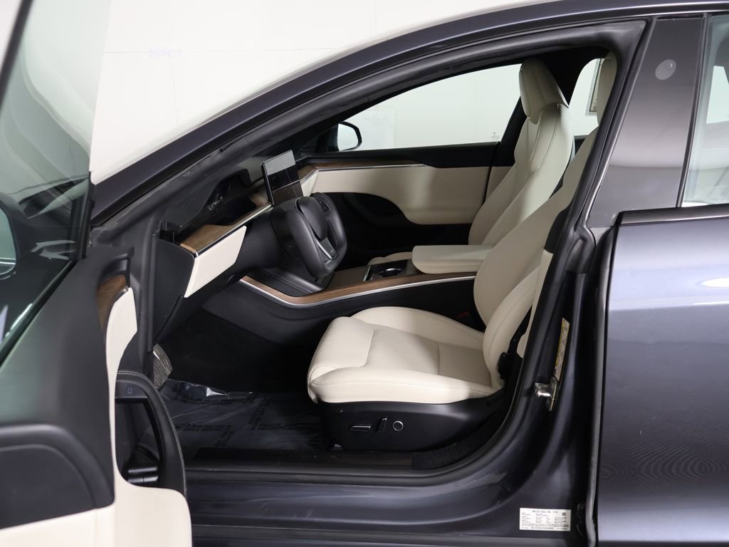 Used 2022 Tesla Model S AWD/4WD image 27