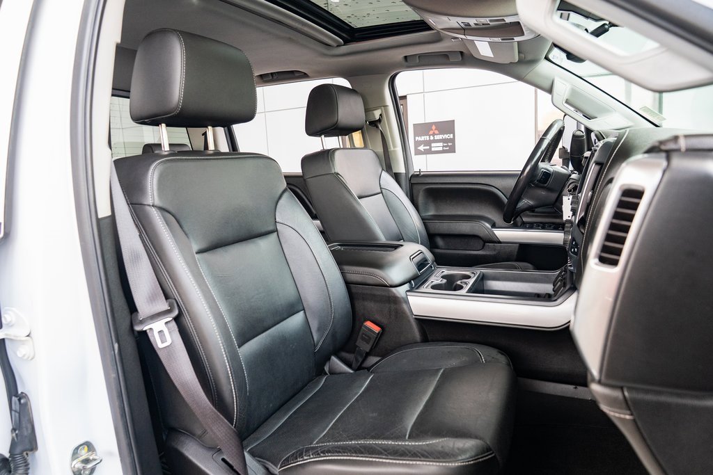 Used 2018 Chevrolet Silverado 2500 LTZ image 26