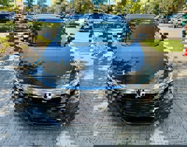 Certified 2018 Honda Accord LX image 2