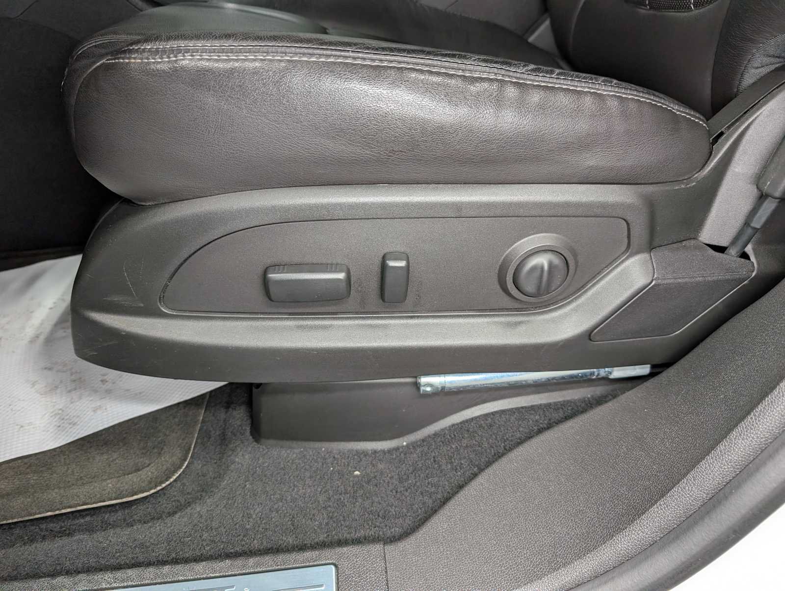 Used 2017 Chevrolet Traverse Premier AWD/4WD image 40