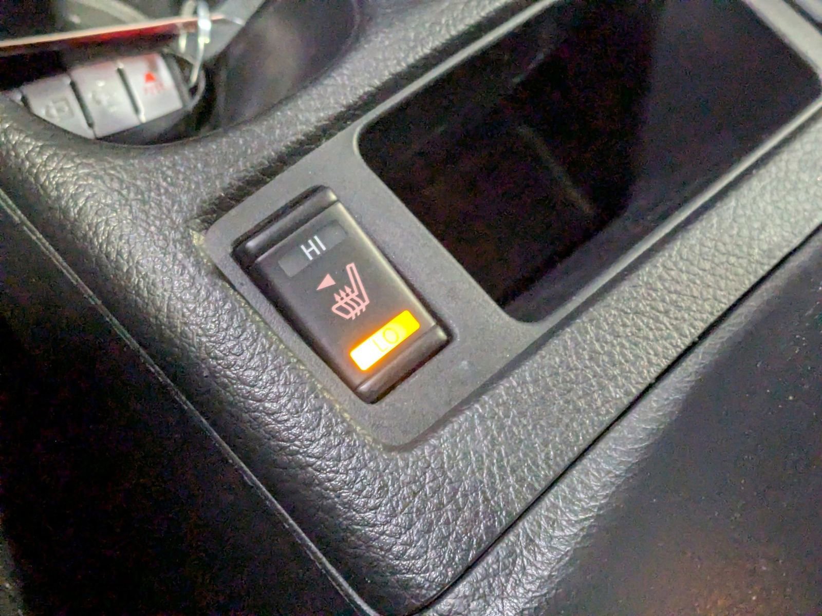 Used 2017 Nissan Rogue SV image 20