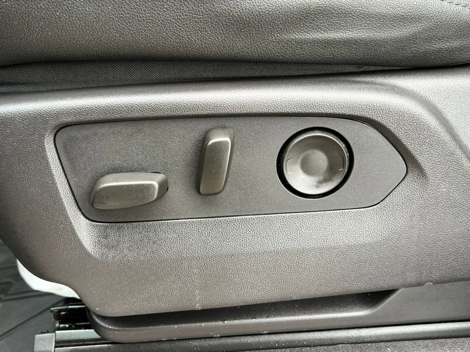 Used 2024 Chevrolet Silverado 1500 ZR2 image 10