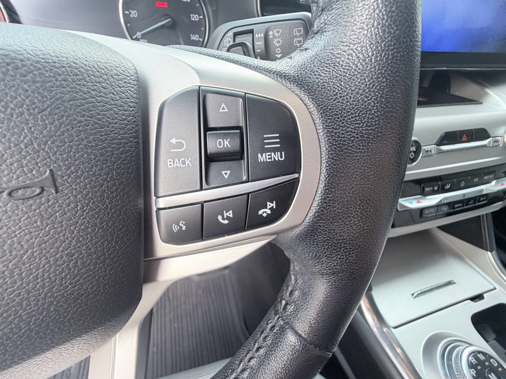 Used 2021 Ford Explorer XLT w/ Equipment Group 202A RWD image 15