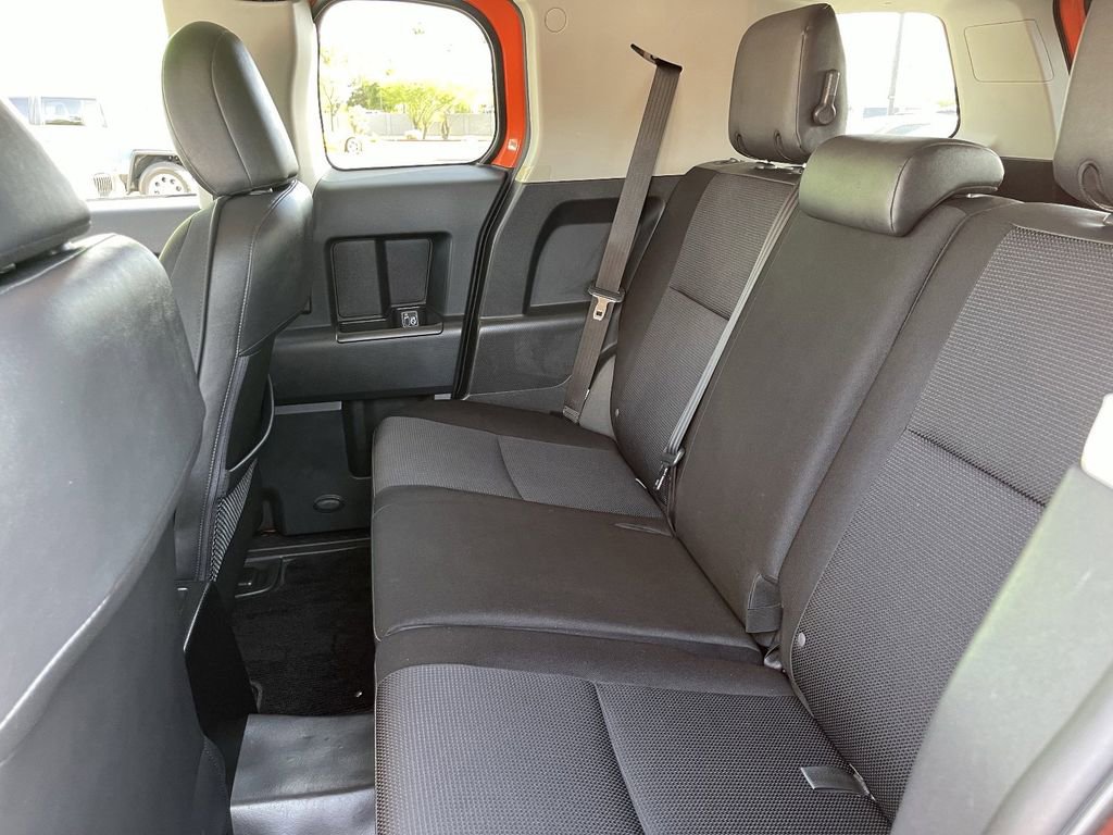 Used 2013 Toyota FJ Cruiser 4WD w/ Convenience Pkg image 17