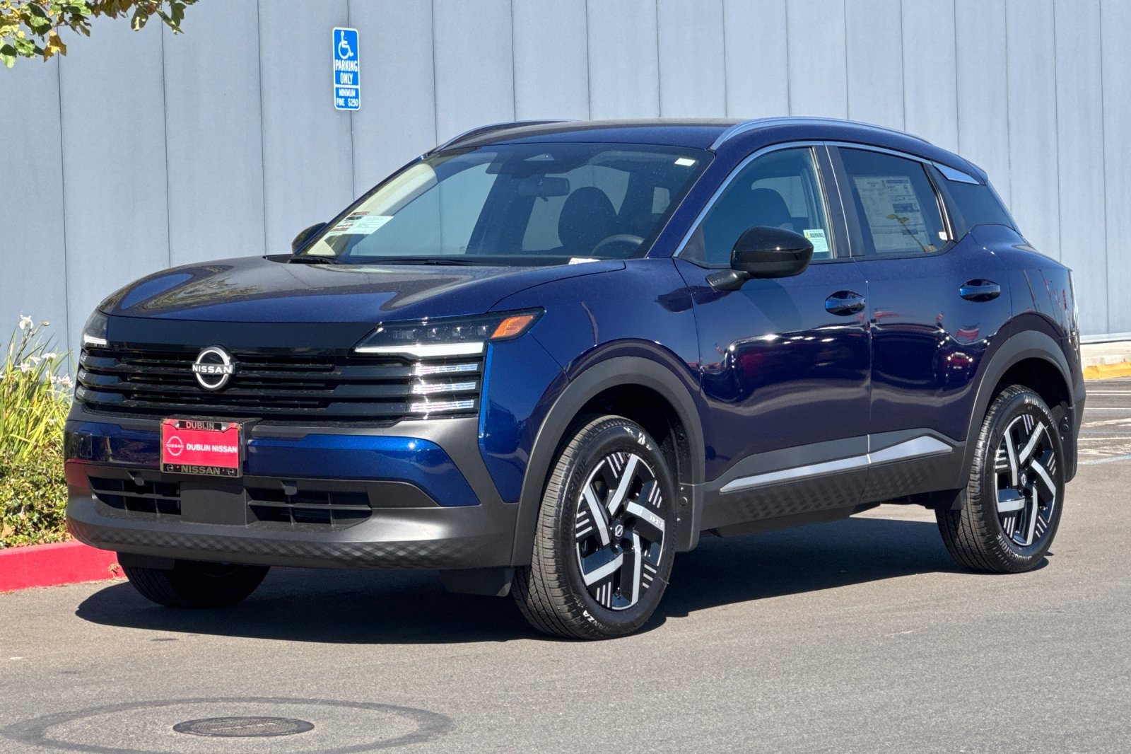 New 2026 Nissan Kicks SV image 8