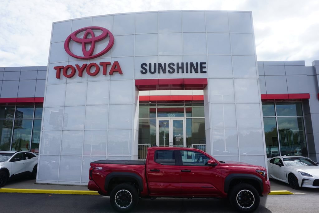 New 2026 Toyota Tacoma TRD Off-Road w/ TRD Off Road Premium Package AWD/4WD image 1